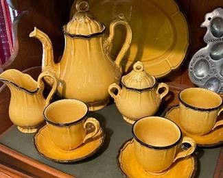 Metlox Poppy Trail La Mancha Dishes and Serving Pieces 