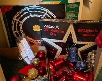 Out Door Holiday Decorations 