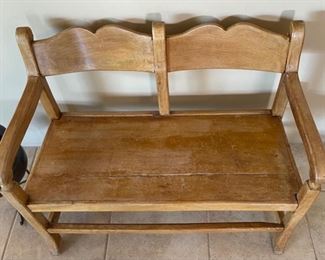 Handmade Rustic 2 person Bench	33 x 40 x 19.5	HxWxD
