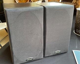 Polk Audio RT25i Speakers Pair		
