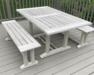 Teak picnic table w/benches