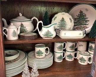 Spode Christmas Tree dish set