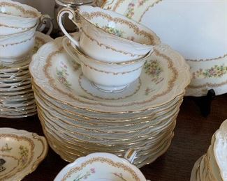 Noritake dish set