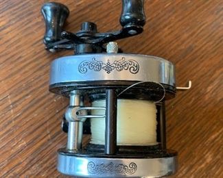 Vtg. President Shakespeare fishing reel