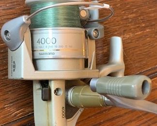 Vtg. Shimano 4000 fishing reel