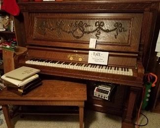 Beautiful Oak Wegman piano. It has been converted to a player. The Pianocorder is not playing, lights up, runs, no sound. We are offering it "as is". Not discounted. The Piano itself has a very good sound. We do not move pianos. 