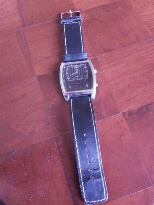 George Quartz Watch, Keeps good time, new batteries, leather band