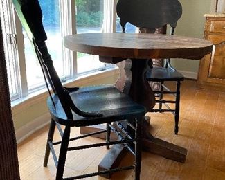 Handmade round table & chairs 