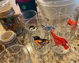 Collectible bird glassware 