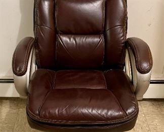 Broyhill Faux Leather Office Chair 