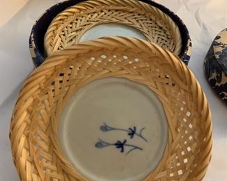 Ceramic and basket coaster set in  Blue and white fabric box