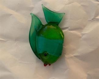 glass fish about 2"