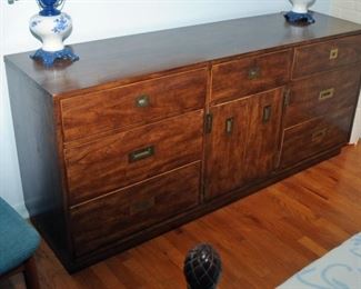 STANLEY MFG ORIENTAL STYLE DRESSER