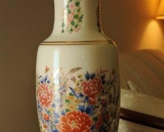 SATSUMA STYLE TABLE LAMP