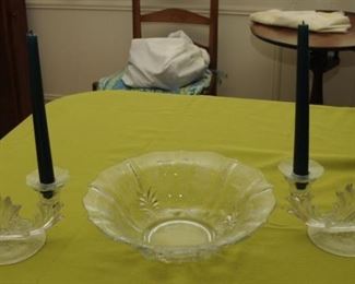 ELEGANT GLASS CONSOLE SET