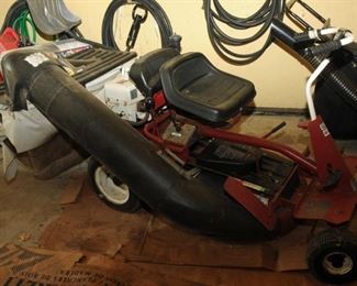 Snapper Ridding Mower with Rear Bagger