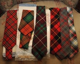 NOS SCOTCH PLAID NECK TIES