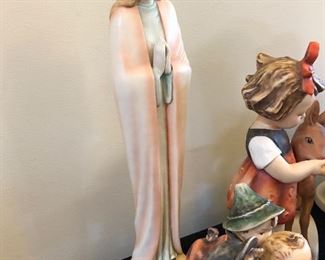 14 1/2 Inch Goebel Madonna