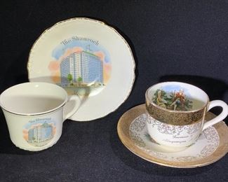 vintage souvenir cups