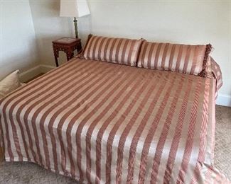 $90 NOW King Size Damask custom styled bed cover with 2 king size pillows. $150.