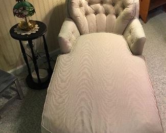 SAM MOORE UPHOLSTERED CHAISE LOUNGE