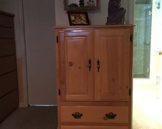 ARMOIRE
