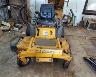 Cub Cadet ZTR Lawnmower - 50in Cut - Needs a Battery