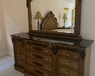 Dresser with mirror!