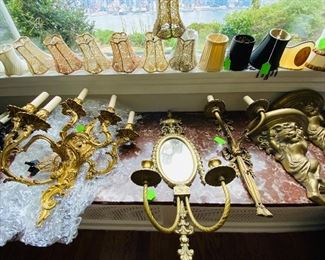 1-69 Candle Holder with Mirror
1-70 Electric 5-lights Candelabra