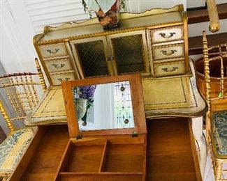1-152: Antique French Inspired Writing Table by Hale Beds