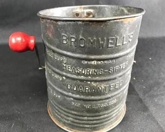 Vintage Bromwells 3 Cup Flour Measuring Sifter