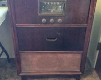 Antique video/phonogram