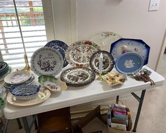 Lots and lots of dishware!