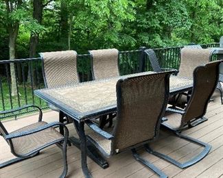 Patio Set With 6 Chairs
$595.00