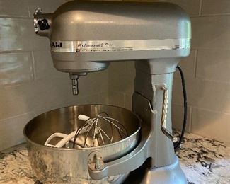 Kitchen Aid Professional 5 Pro Mixer
$250.00