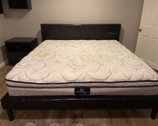King Size Leather Bed (Tear In Headboard)
Serta Perfect Sleeper King Size 


$150 For The Pair
87”l x 80”w x 41”t
