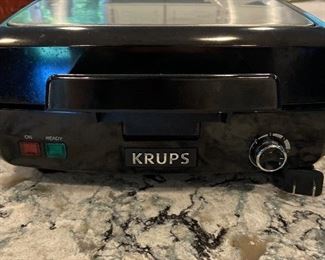 Krupa Belgian Waffle Maker
$25.00