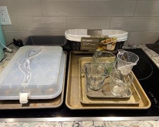 Baking Lot, Cookie Sheets, Cupcake Pan With Carrying Cover, Loaf Pan, New Bread Basket & Measuring Cups
$22.00
