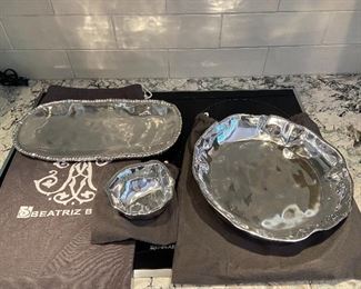 Beatriz Ball Lot
Marius Chip & Dip Set
& Kaya Nova Org Rectangular Perla Tray
All for $110.00