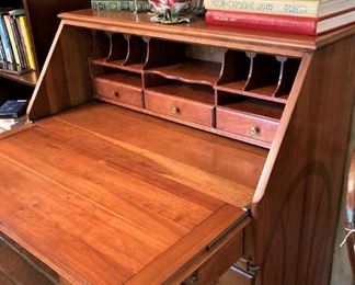 Writing and organizing spaces