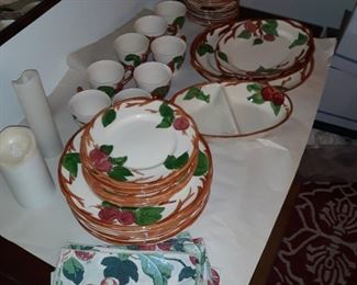 Franciscan ware Apple pattern.