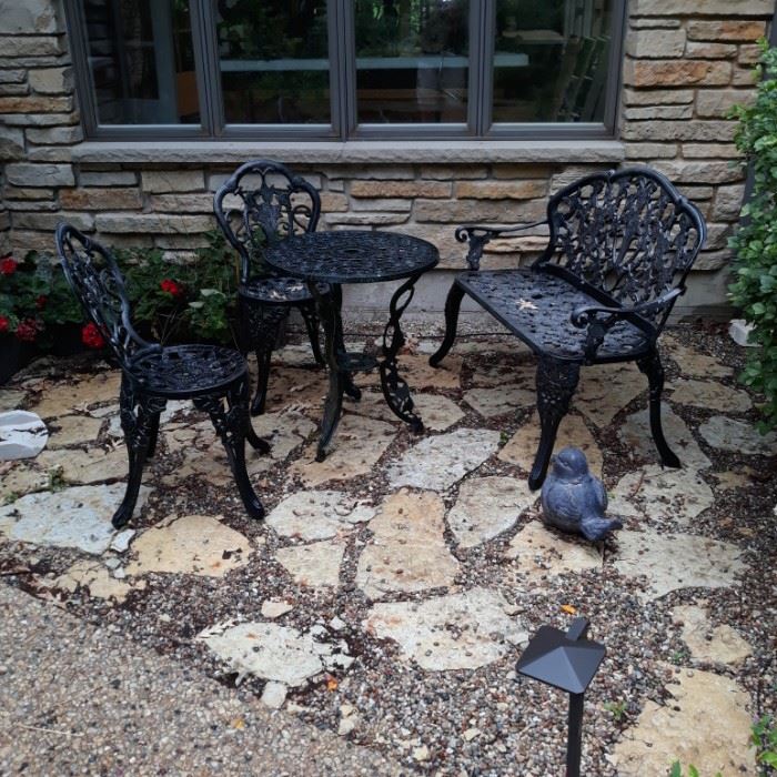 Cast aluminum, heavy gauge quality . Bistro set