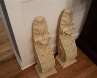 Decorative corbels