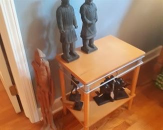 Figurines