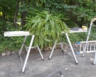 Platform with adjustable height stands