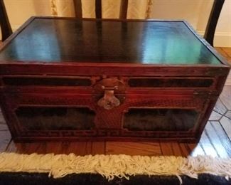 Oriental box