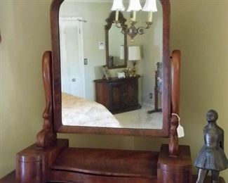 A closer look at the antique mahogany shaving mirror
