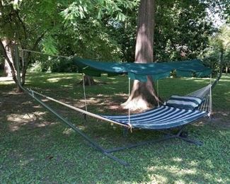 Brookstone hammock comes with pad, pillow, and canopy