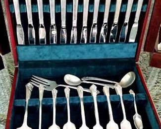 Heirloom Sterling 'Damask Rose' sterling silver flatware (63 piece set)