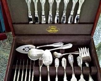Community 'Silver Shell' silver plated flatware (53 piece set)